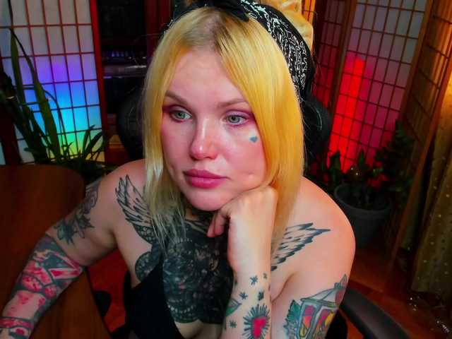 sansevieria live cam on BongaCams