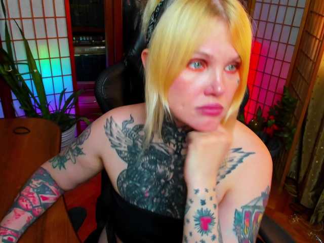 sansevieria live cam on BongaCams