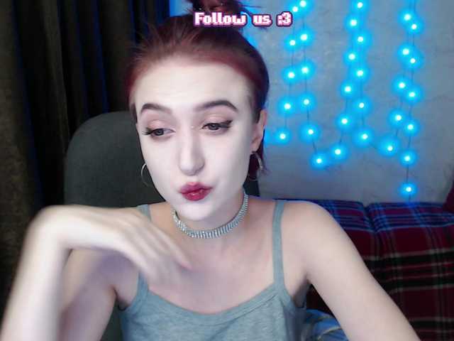 lust444money live cam on BongaCams