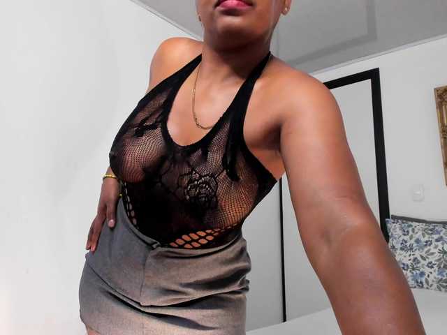 irissmoon777 live cam on BongaCams