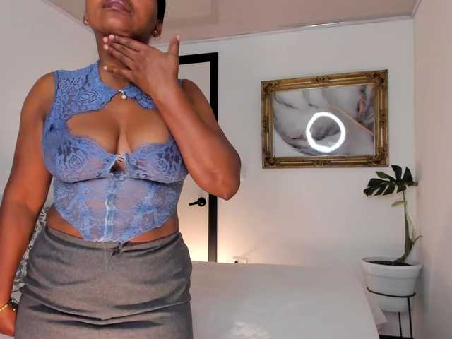 irissmoon777 live webcam show