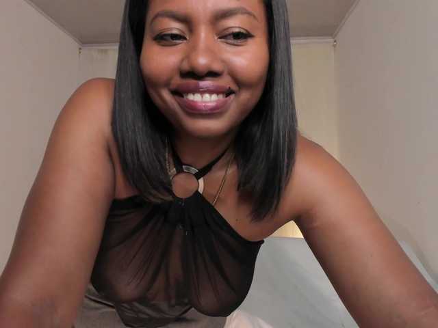irissmoon777 live cam on BongaCams