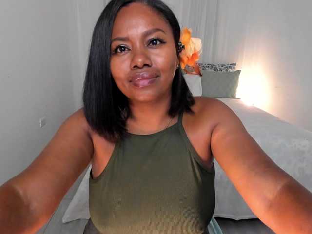 irissmoon777 live cam on BongaCams