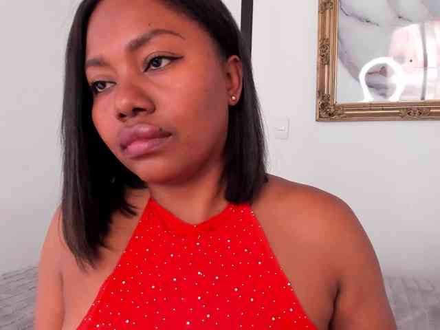 irissmoon777 webcam