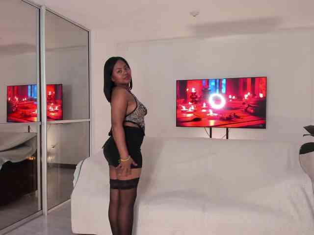 Model: irissmoon777