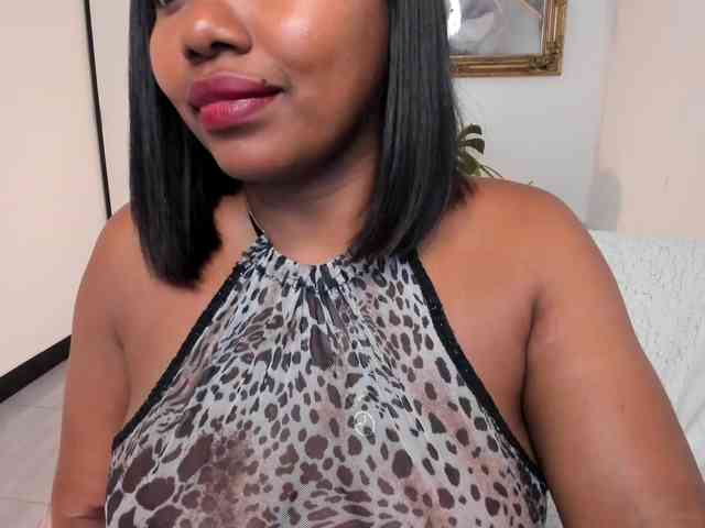 irissmoon777 webcam