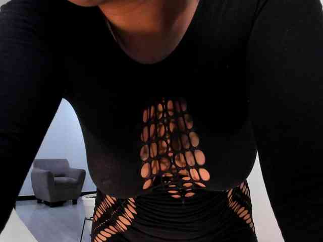 irissmoon777 webcam