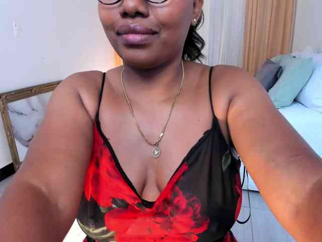 irissmoon777 webcam