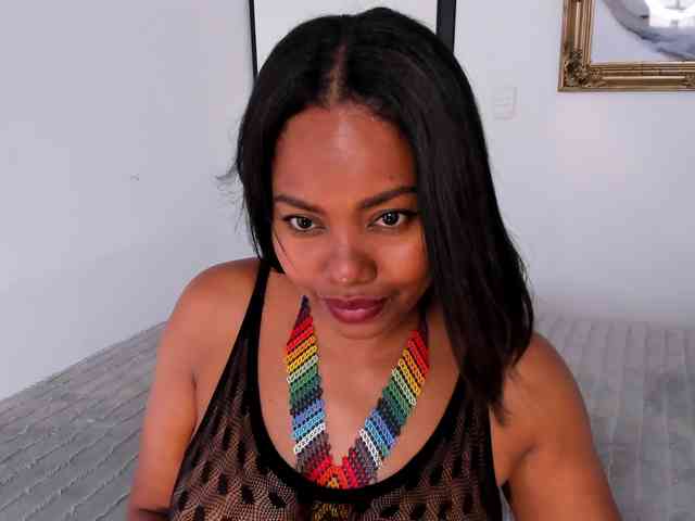 irissmoon777 webcam