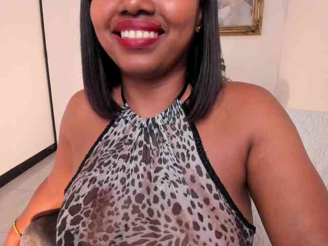 irissmoon777 webcam