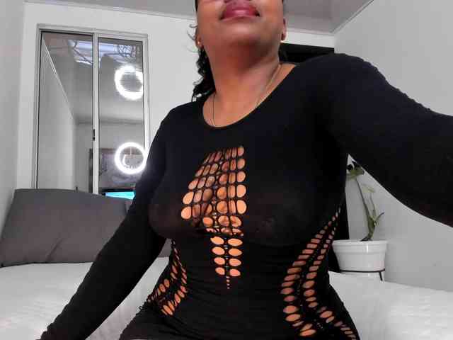 irissmoon777 webcam
