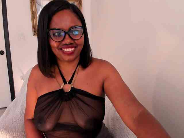 irissmoon777 webcam