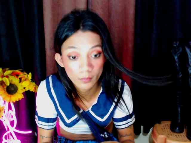 Xwildcucumberx's cam show statistics and live stream