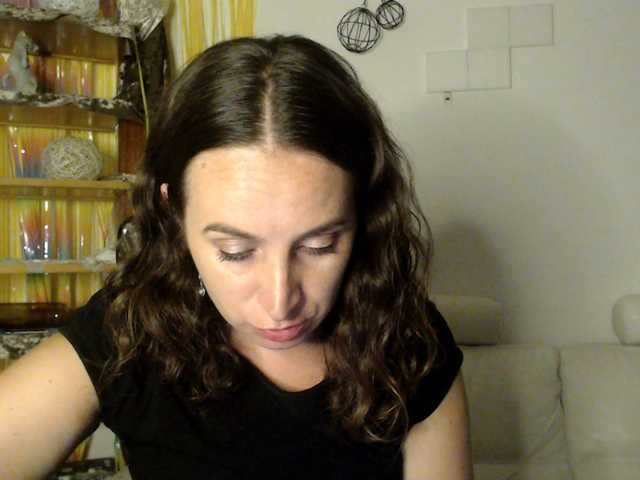 UWillMarryMyAss live cam on BongaCams