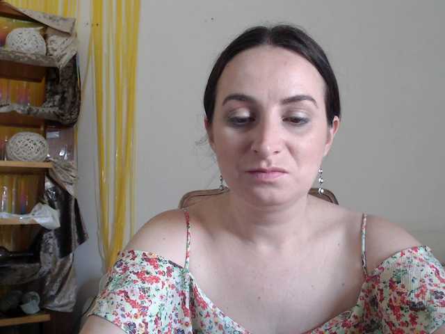 UWillMarryMyAss live cam on BongaCams
