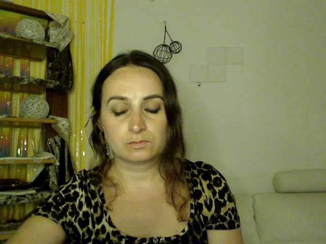 UWillMarryMyAss live cam on BongaCams