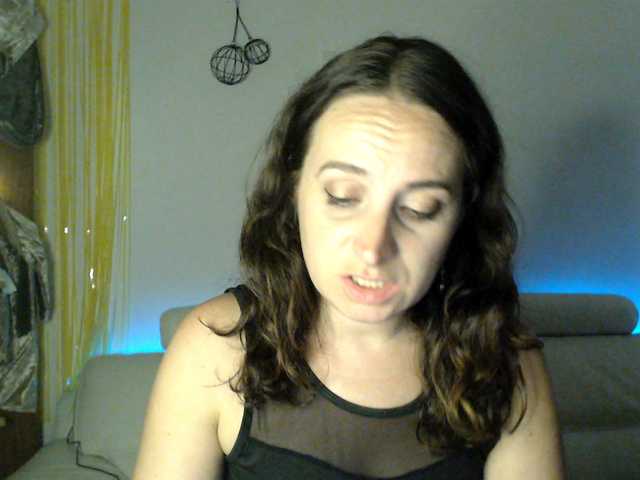 UWillMarryMyAss live cam on BongaCams