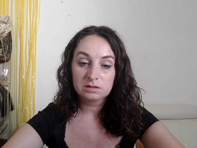 UWillMarryMyAss live cam on BongaCams