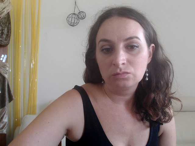 UWillMarryMyAss live cam on BongaCams