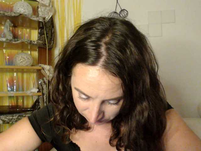 UWillMarryMyAss live webcam show