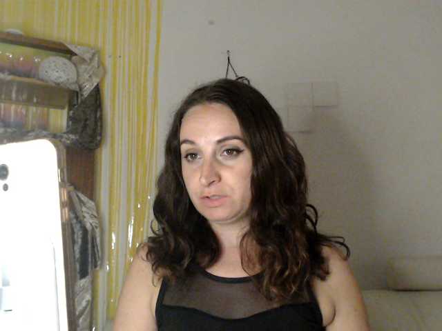 UWillMarryMyAss live cam on BongaCams