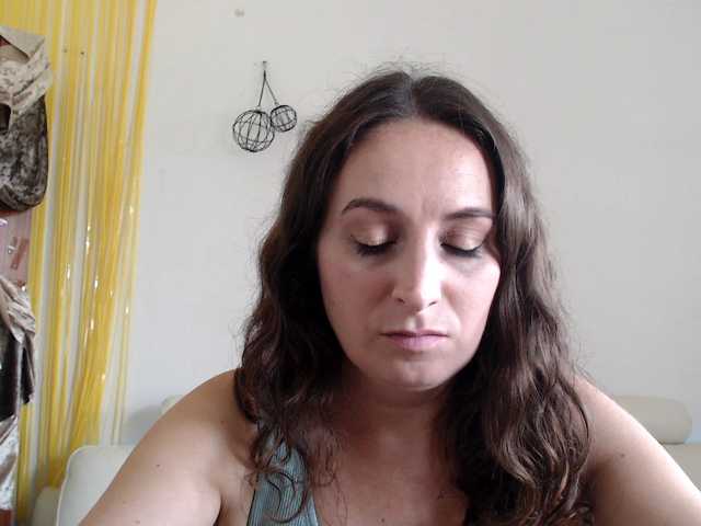 UWillMarryMyAss live cam preview