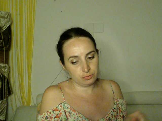 UWillMarryMyAss live cam on BongaCams