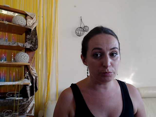 UWillMarryMyAss live cam preview