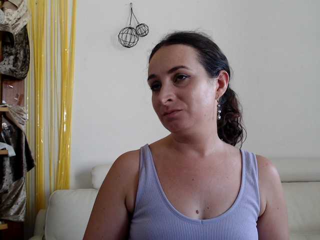 UWillMarryMyAss live cam on BongaCams