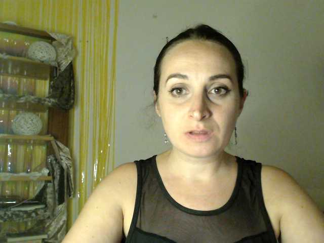 UWillMarryMyAss live cam on BongaCams