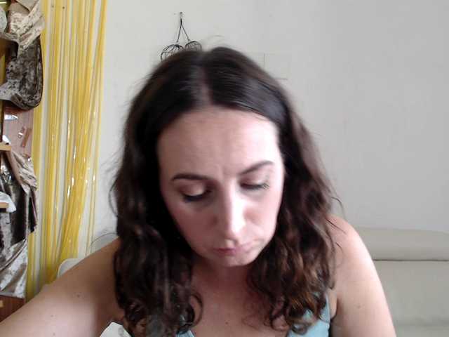 UWillMarryMyAss live cam on BongaCams
