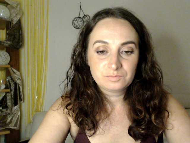 UWillMarryMyAss, en directo ahora en BongaCams