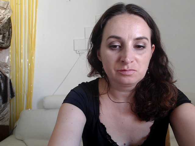 UWillMarryMyAss live cam on BongaCams