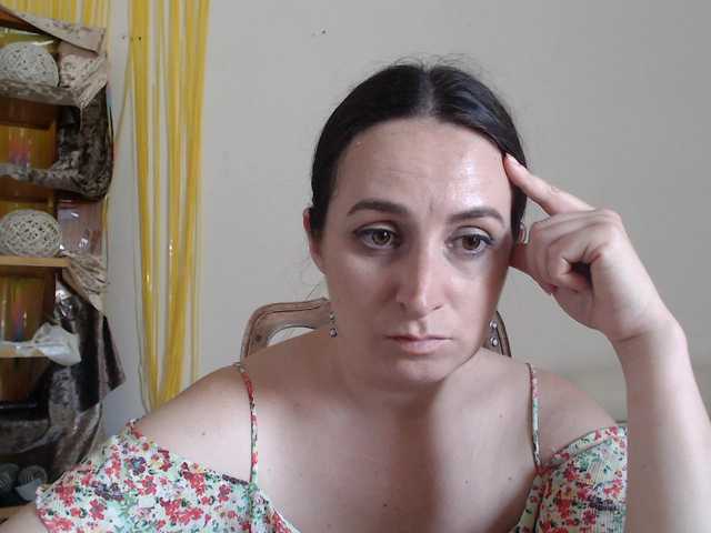 UWillMarryMyAss live cam on BongaCams