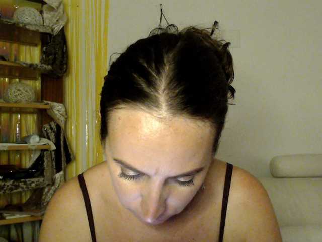 UWillMarryMyAss live cam on BongaCams