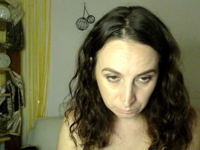 UWillMarryMyAss live cam on BongaCams