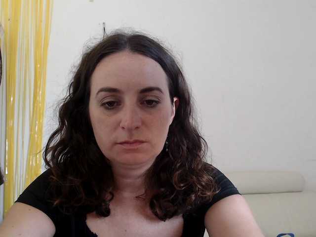 UWillMarryMyAss live cam on BongaCams