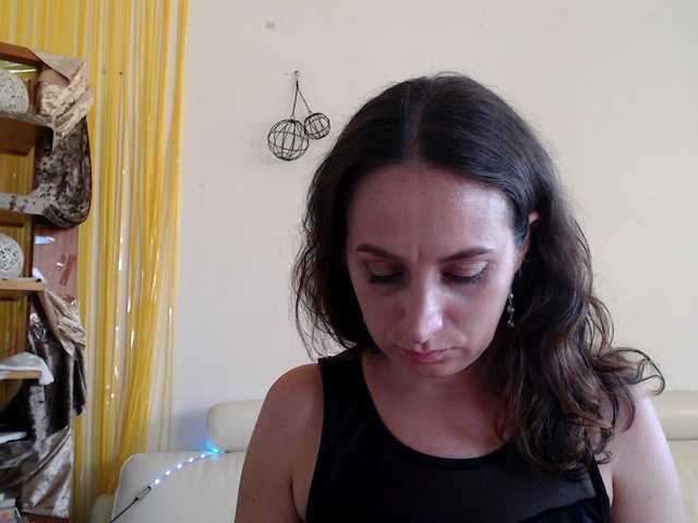 UWillMarryMyAss live cam on BongaCams