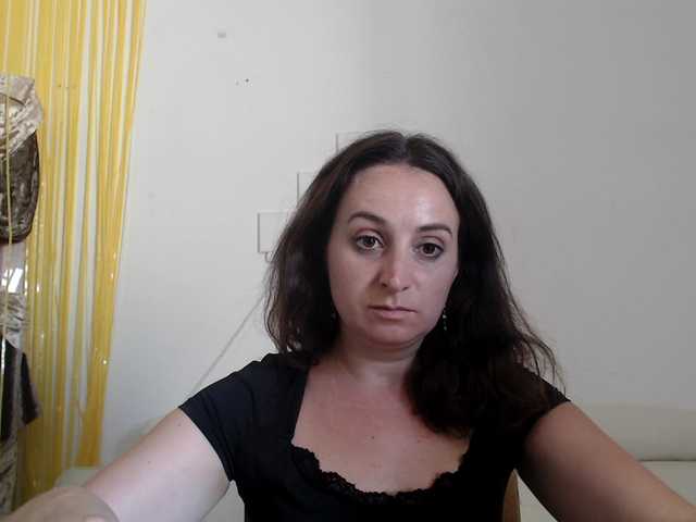 UWillMarryMyAss live cam on BongaCams