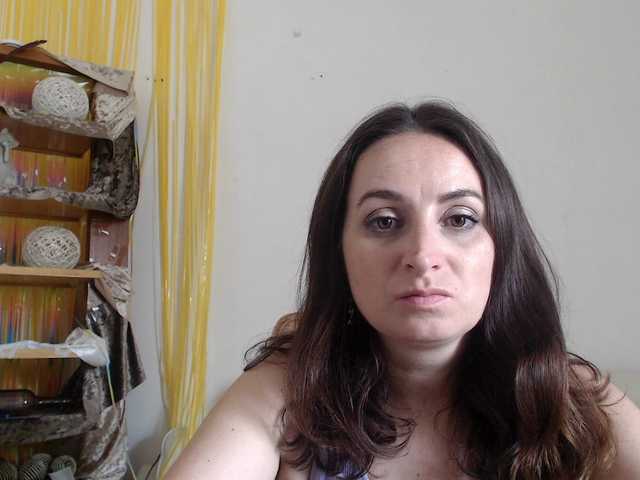 UWillMarryMyAss live cam on BongaCams