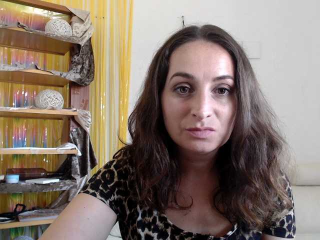UWillMarryMyAss live cam on BongaCams