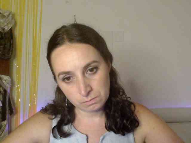 Modella: UWillMarryMyAss