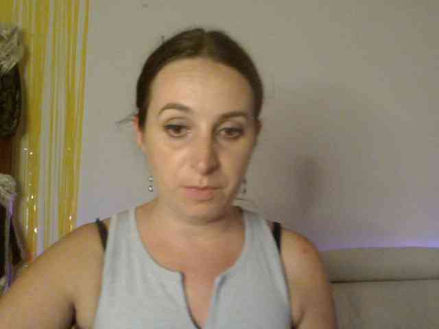 Modella: UWillMarryMyAss