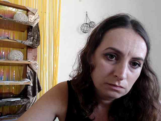 Modella: UWillMarryMyAss