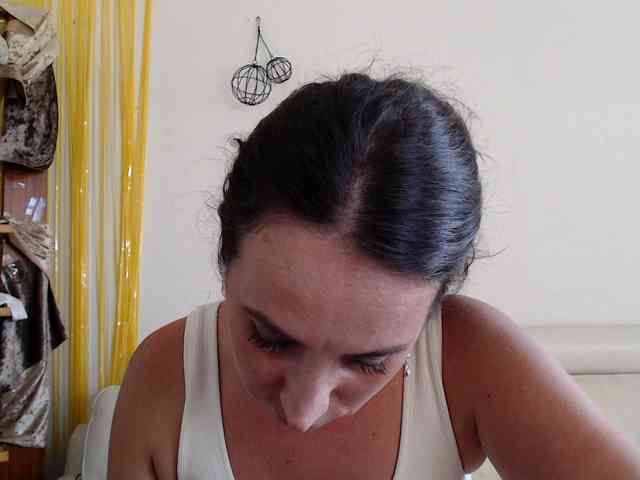 Modella: UWillMarryMyAss