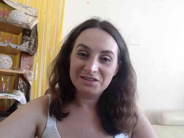 Modella: UWillMarryMyAss