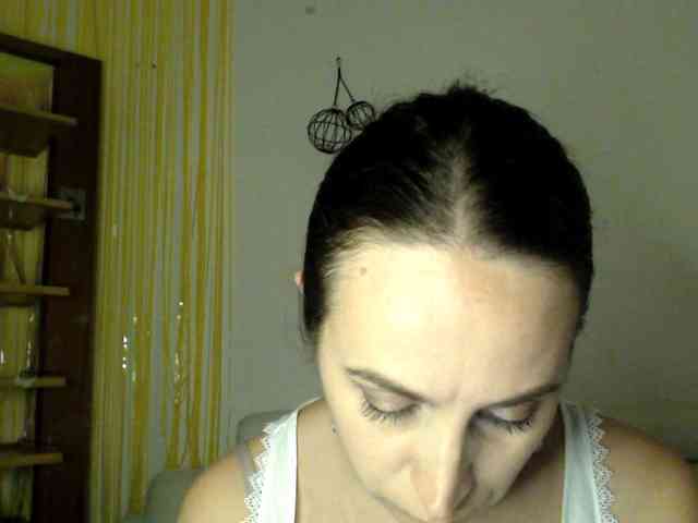 Modella: UWillMarryMyAss