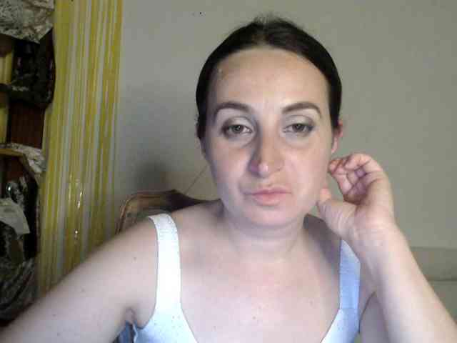 UWillMarryMyAss Live Webcam on BongaCams
