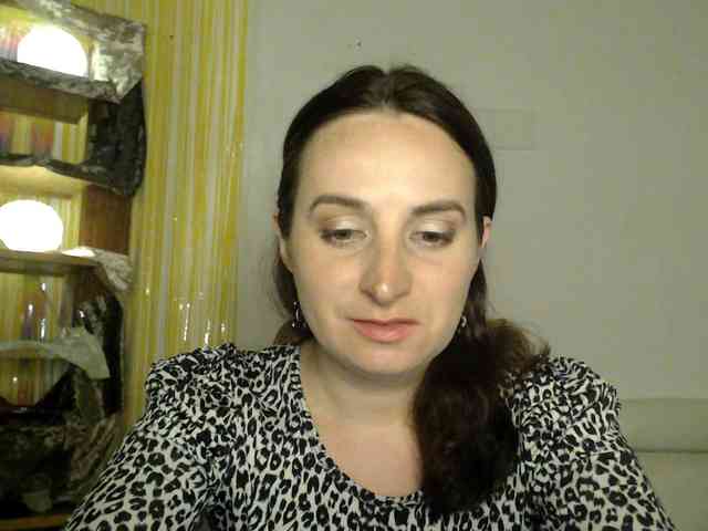 Modella: UWillMarryMyAss