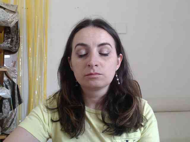 Modella: UWillMarryMyAss